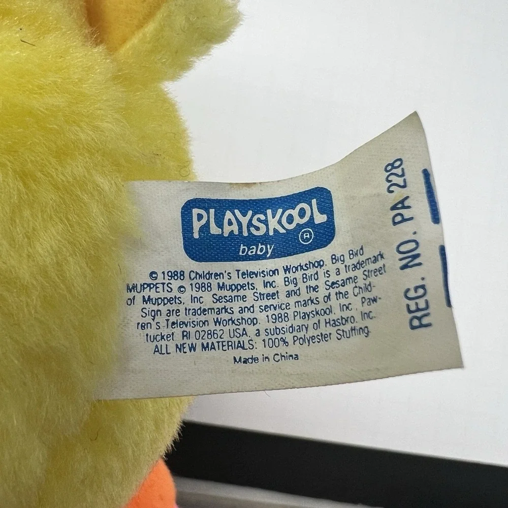 Playskool Sesame Street Big Bird Baby Sensory Rattle Plush Toy 1988 Vintage 8